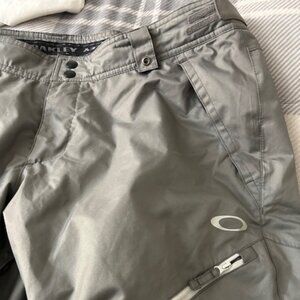 Men's XL Oakley snow pants